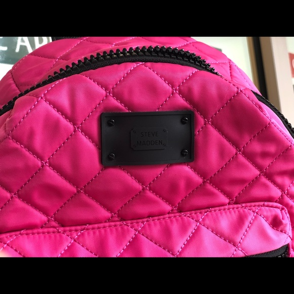 steve madden hot pink purse